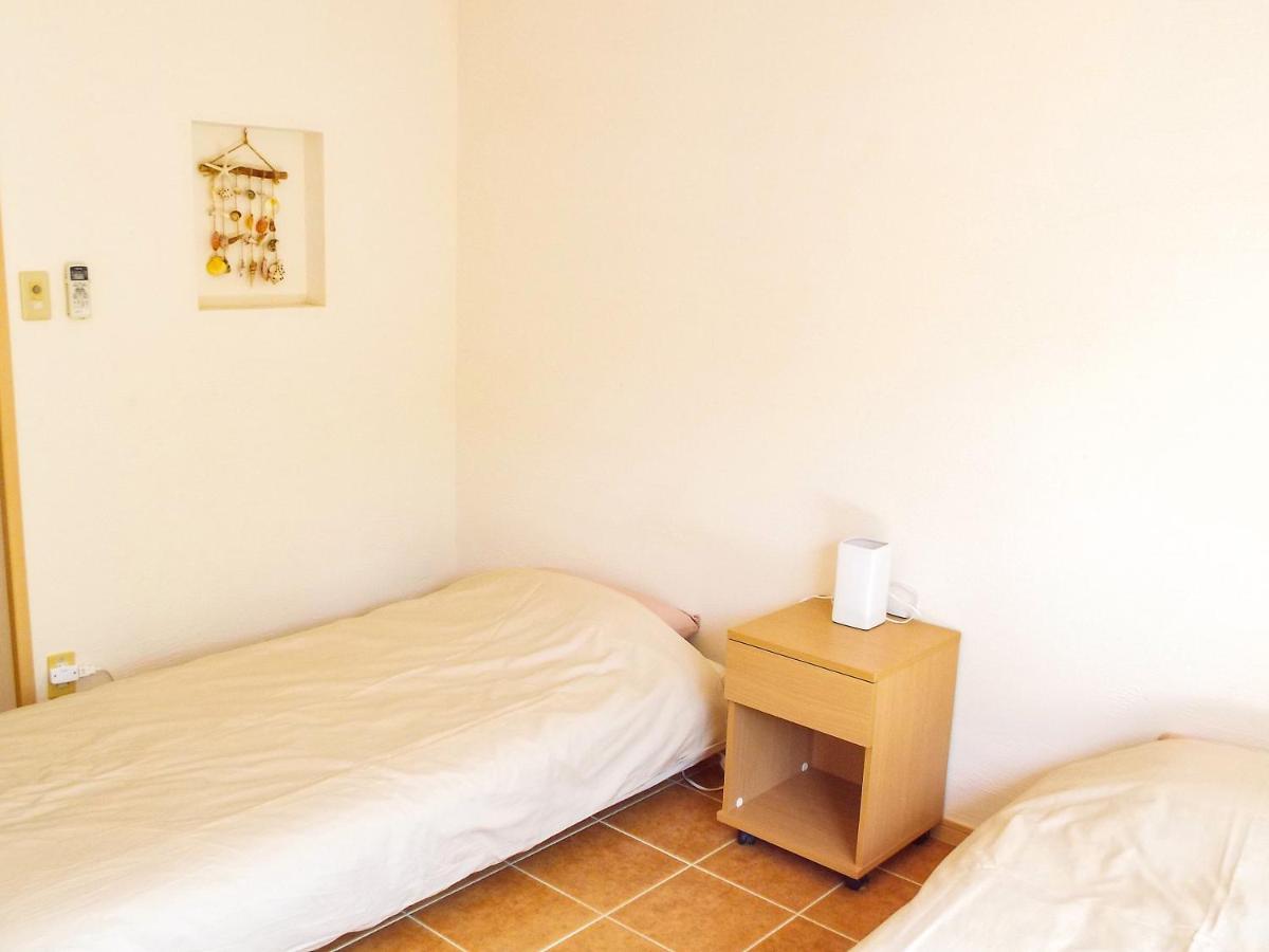 Asobibase Yamabare-House Hotell Ishigaki  Exteriör bild