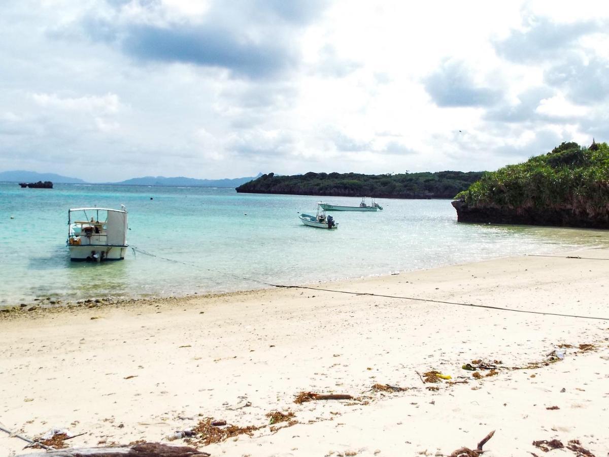 Asobibase Yamabare-House Hotell Ishigaki  Exteriör bild