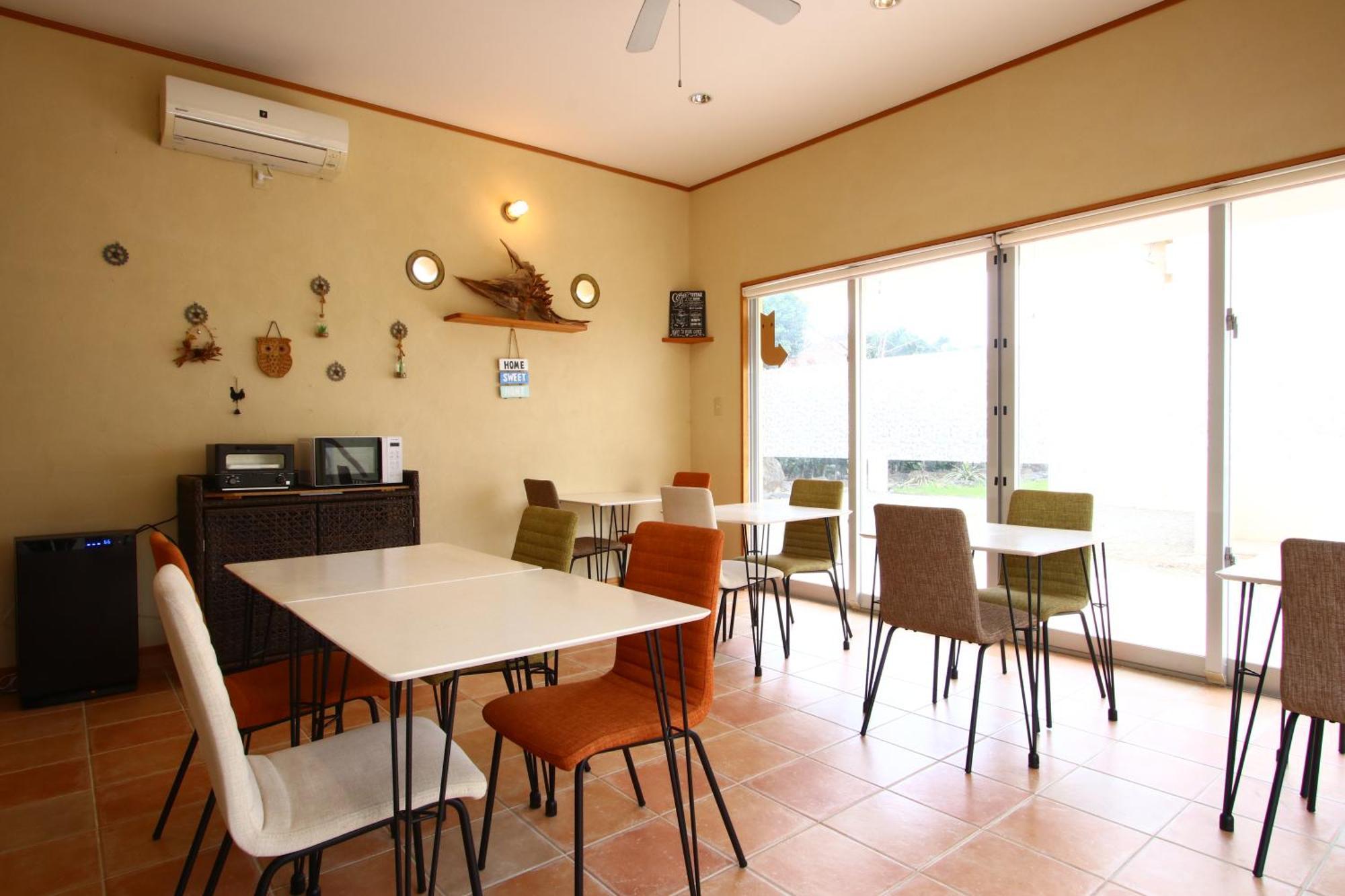 Asobibase Yamabare-House Hotell Ishigaki  Exteriör bild