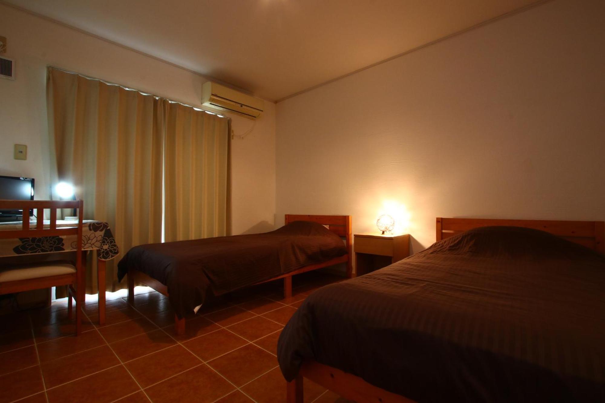 Asobibase Yamabare-House Hotell Ishigaki  Exteriör bild