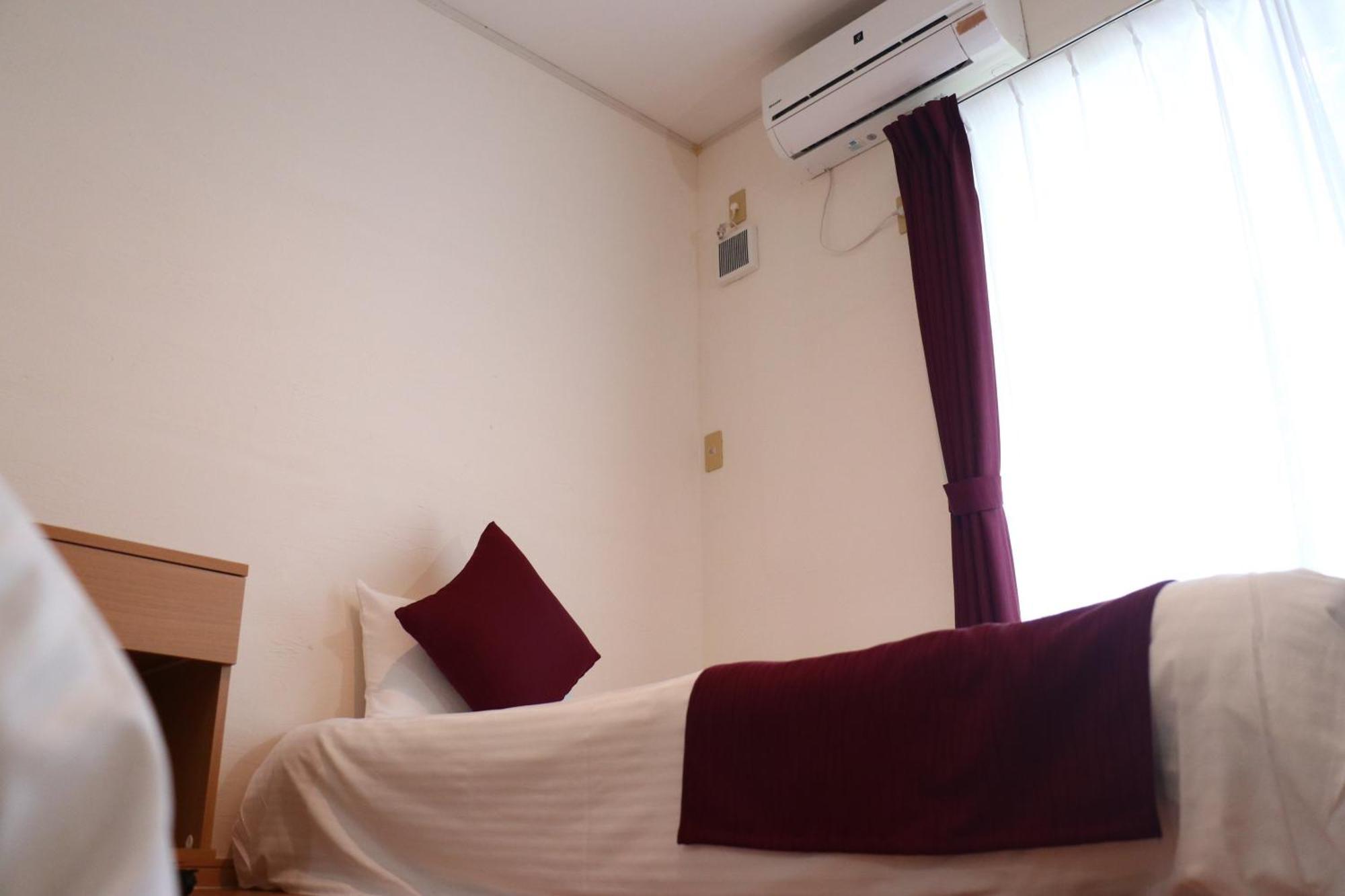 Asobibase Yamabare-House Hotell Ishigaki  Exteriör bild